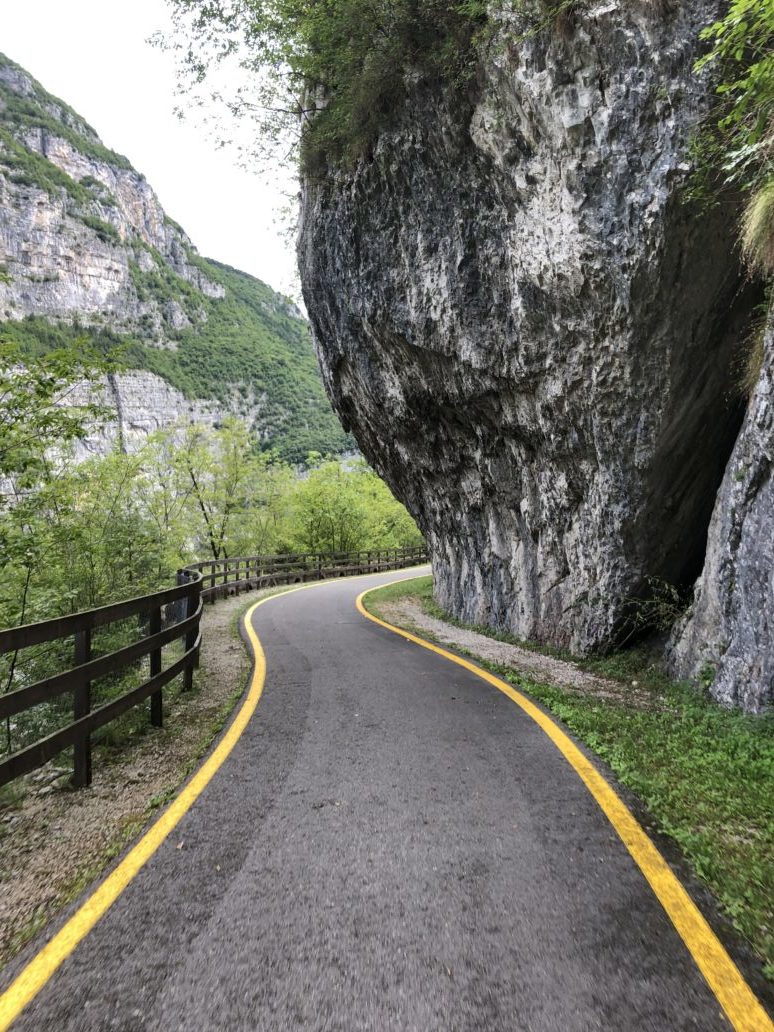 Radweg durch die Sarca Schlucht